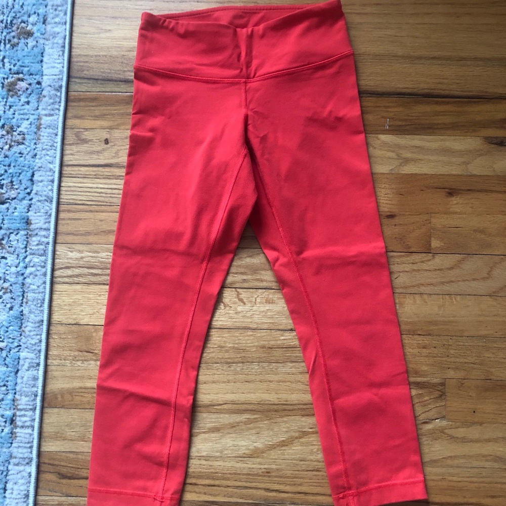 Coral lululemon leggings